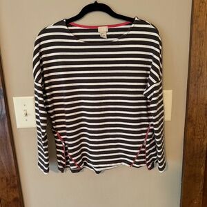 H&M Shirt with fun red zipper detail